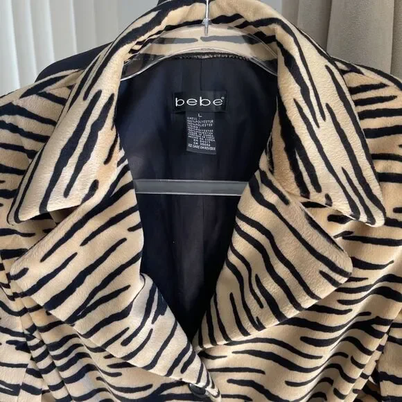Bebe Faux Fur Tiger Stripe Beige Black Belted Coat L